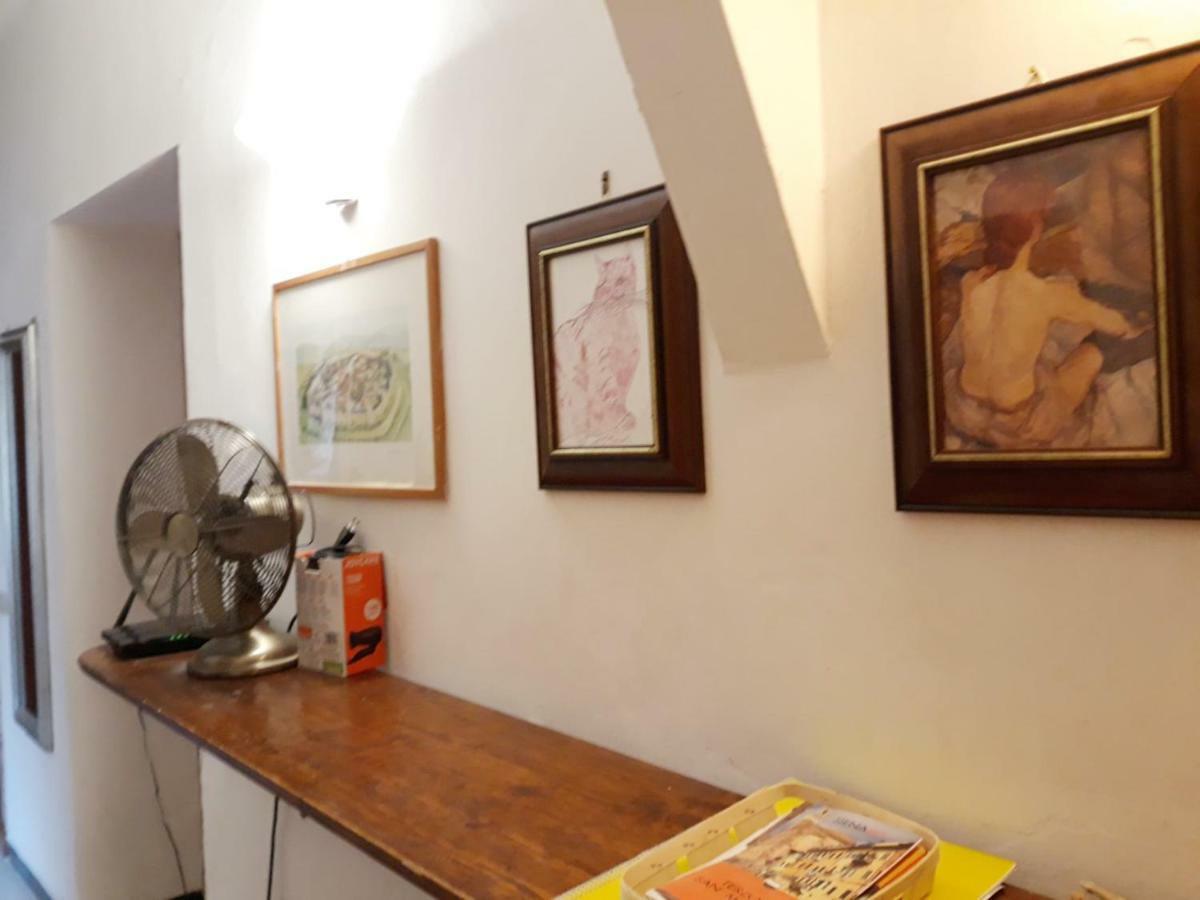 Bed In Siena Hotel Tognazza Екстериор снимка