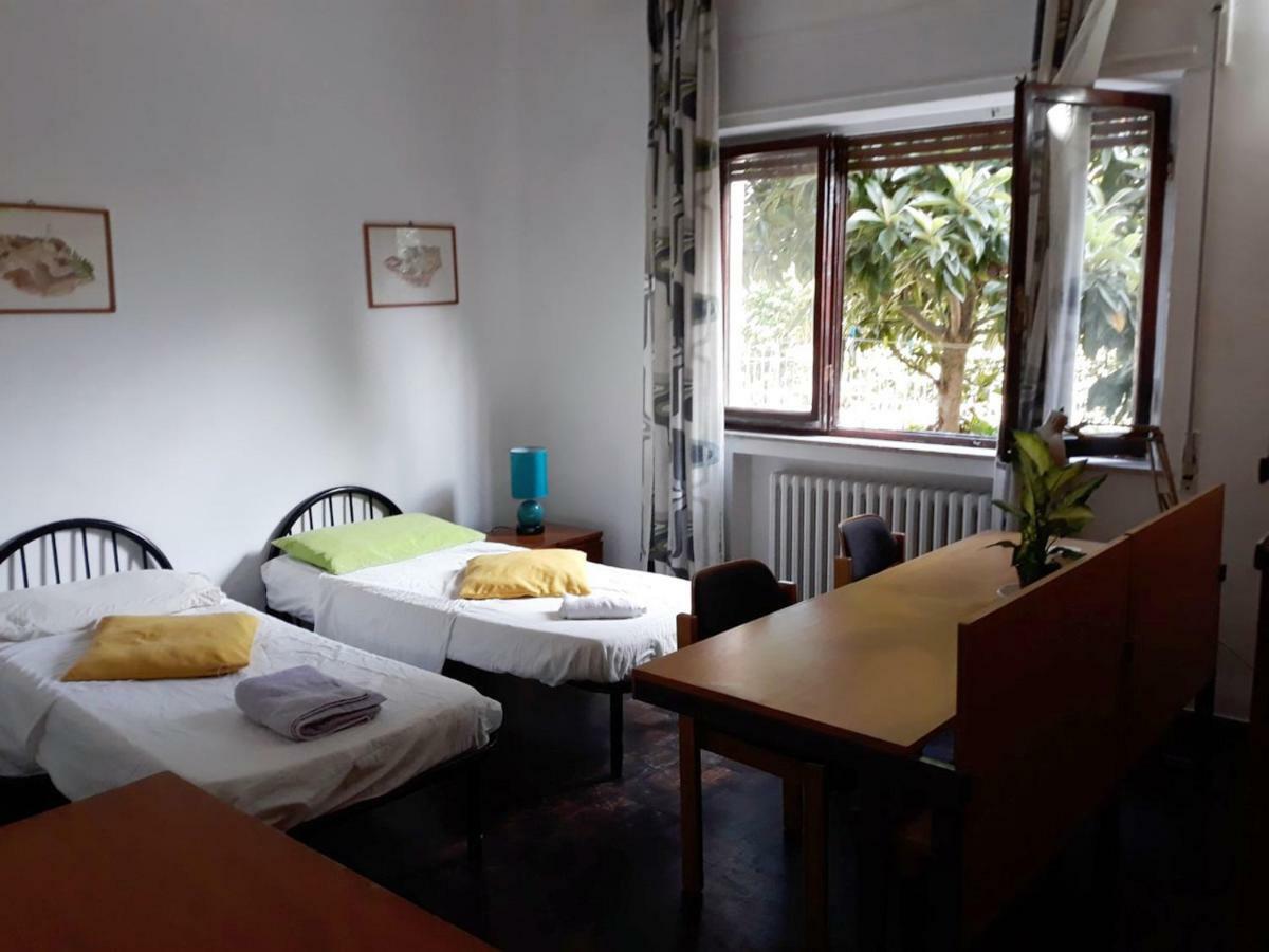 Bed In Siena Hotel Tognazza Екстериор снимка